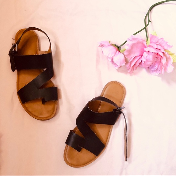 Franco Sarto Shoes - Franco Sarto Black Sandals (7.5)